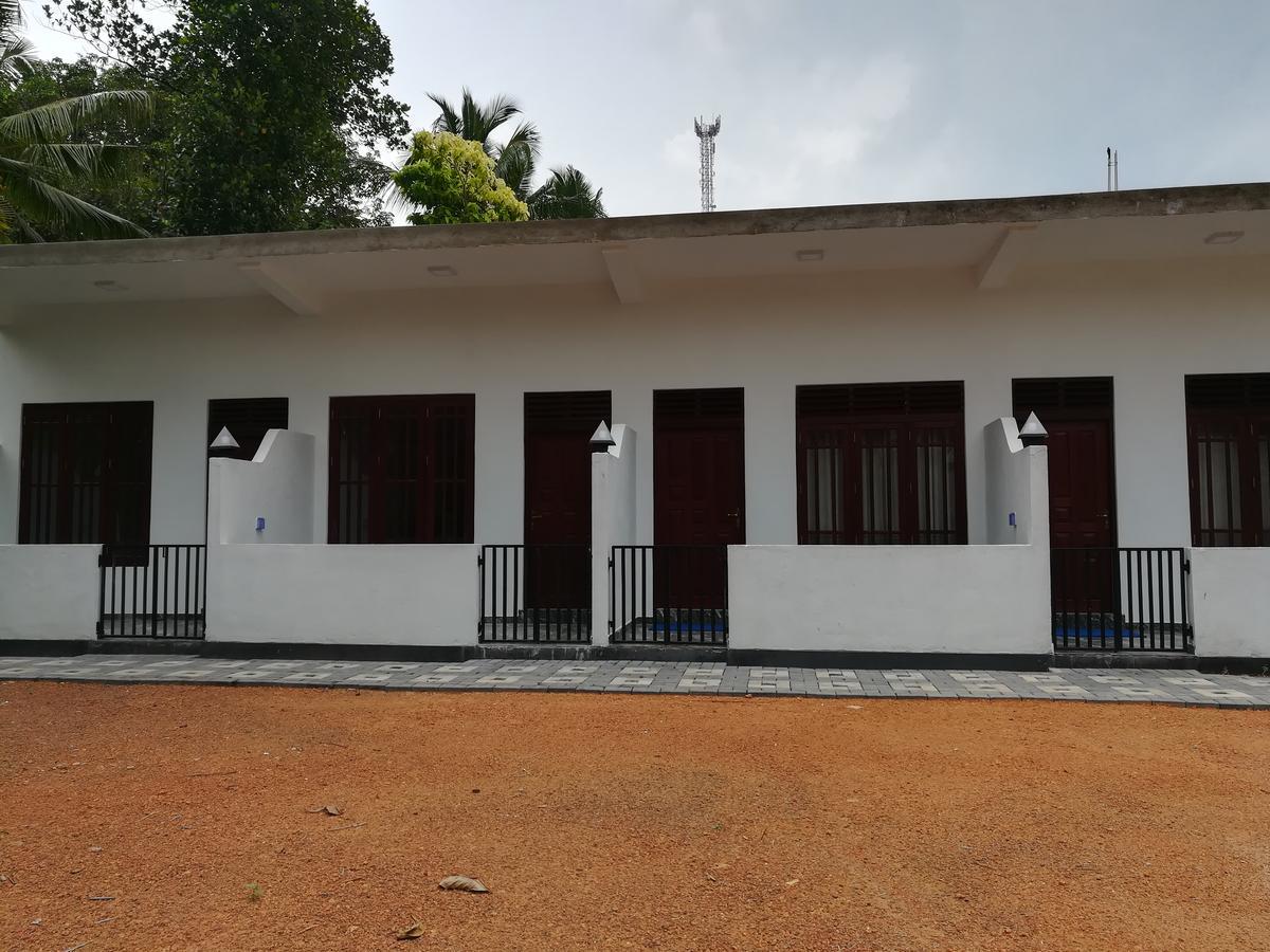 Sea Breeze Hotel Bentota Exterior foto